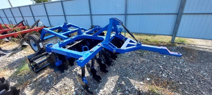 Борона прицепная КалинаАгро БДМ 2.4Х2П с планчатым катком из полосы