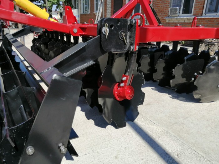 Борона прицепная КалинаАгро БДМ 3.0Х2П с планчатым катком из полосы