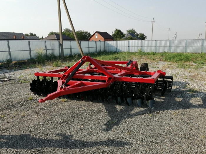 Борона прицепная КалинаАгро БДМ 4.5Х2ПУ с планчатым катком из полосы