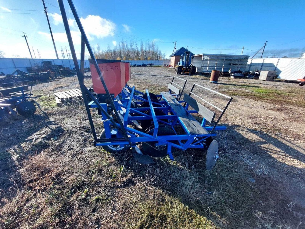 Картофелесажалка КалинаАгро КФСК - 4Б