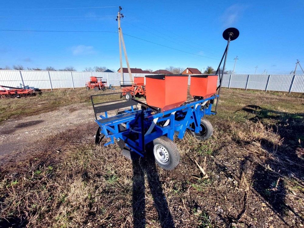 Картофелесажалка КалинаАгро КФСК - 4Б