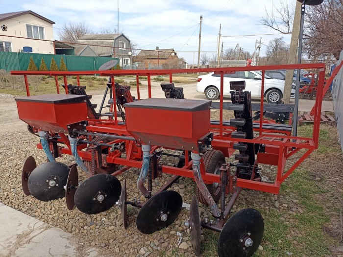 Картофелесажалка КалинаАгро КФСК - 4Ц ВОМ