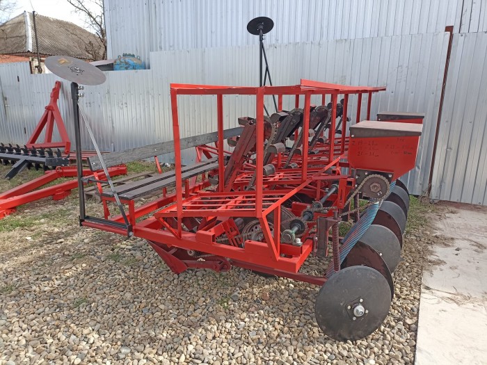 Картофелесажалка КалинаАгро КФСК - 4Ц ВОМ