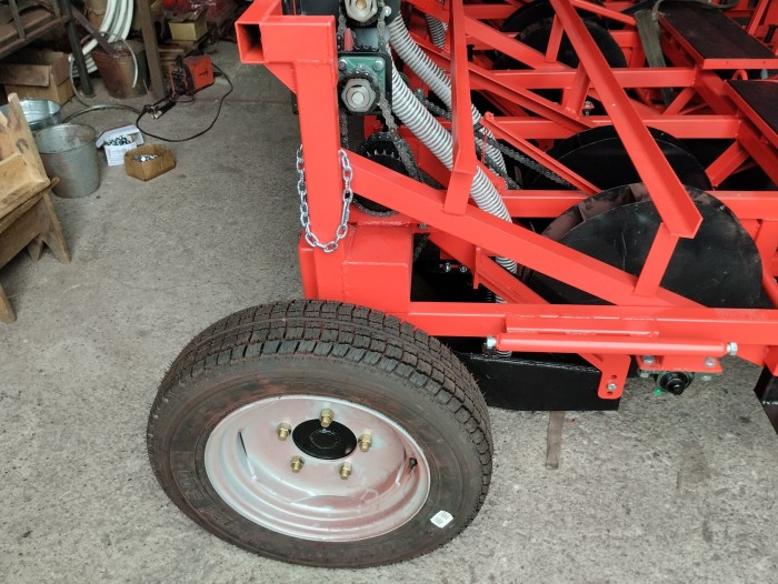 Картофелесажалка КалинаАгро КФСК - 6БК