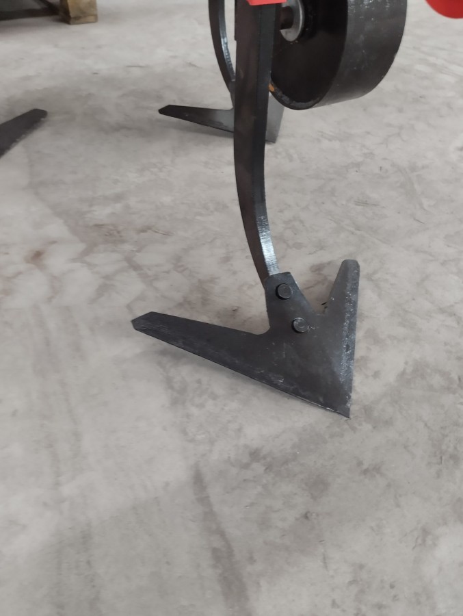 Культиватор стрельчатый навесной КалинаАгро КСН - 1.5