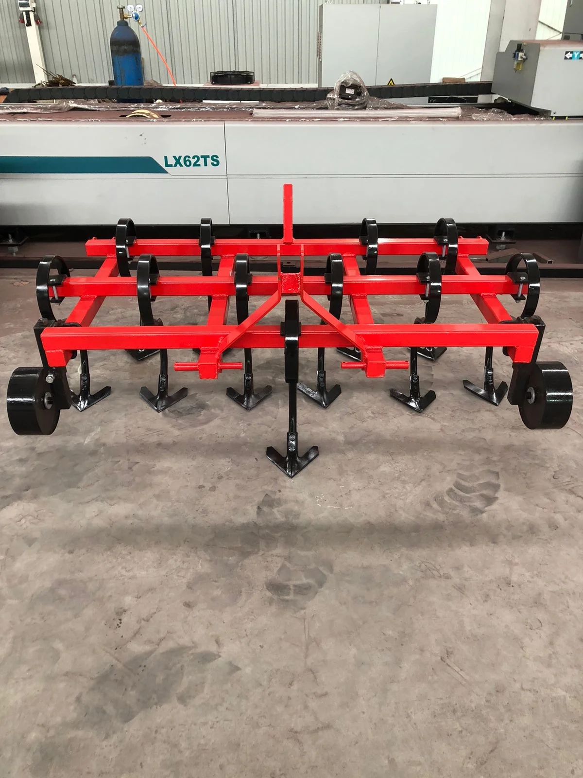 Культиватор стрельчатый навесной КалинаАгро КСН - 2.0S