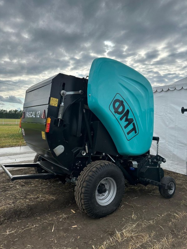 Пресс-подборщик Pascal 12