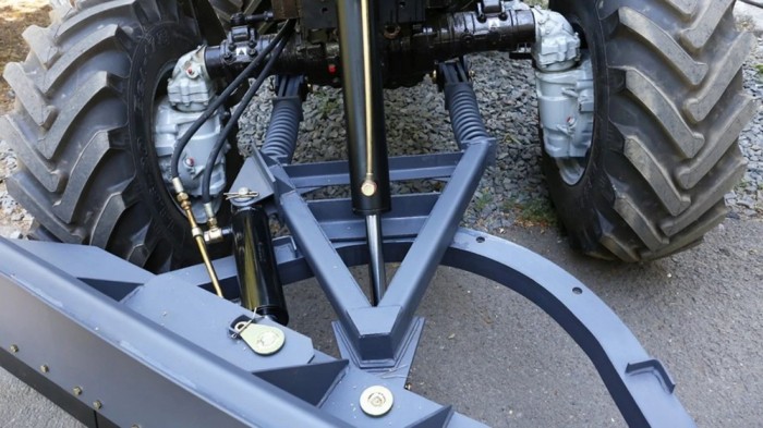 Коммунальный отвал оборотный (гидравлический поворот) Сальсксельмаш КО-3