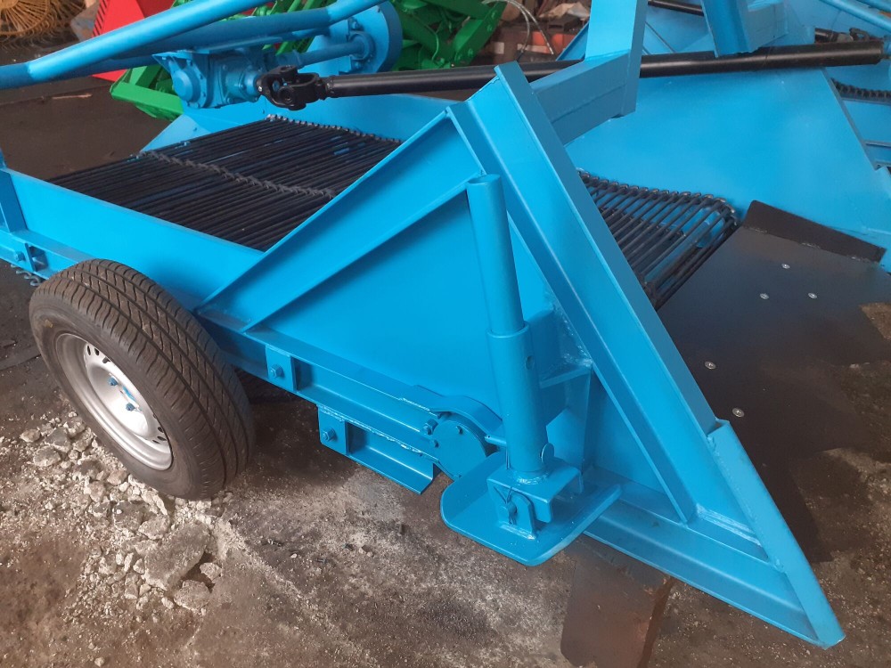 Копатель навесной для чеснока КНЧ-4