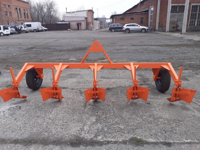 Плуг - окучник ПО-5 на трактор (МТЗ, Т-40 и т.д.)