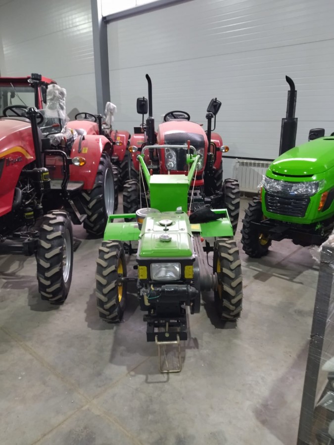 Мотоблок Рустрак Р-15 с фрезой и сидением