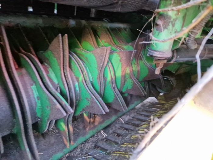 Пресс-подборщик John Deere 582 MaxiCut б/у