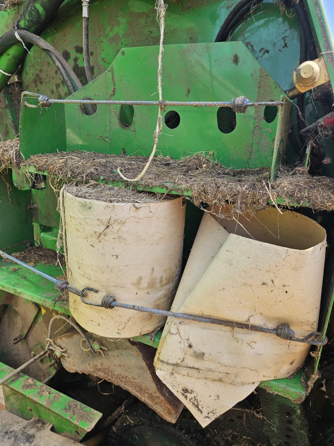 Пресс-подборщик John Deere 582 MaxiCut б/у