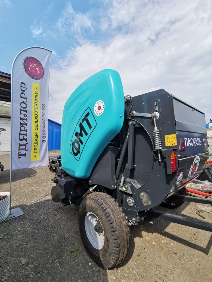 Пресс-подборщик Pascal 12