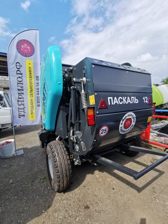 Пресс-подборщик Pascal 12