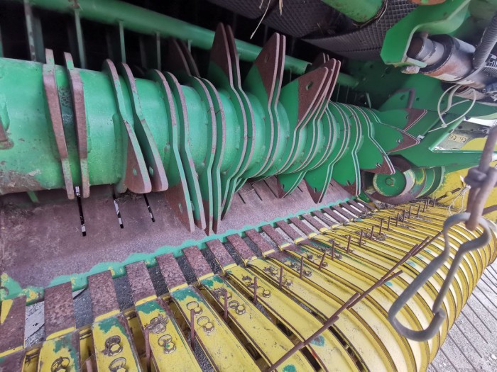 Пресс-подборщик John Deere 580 б/у