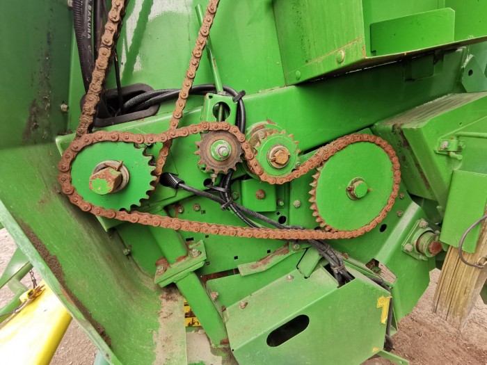 Пресс-подборщик John Deere 580 б/у