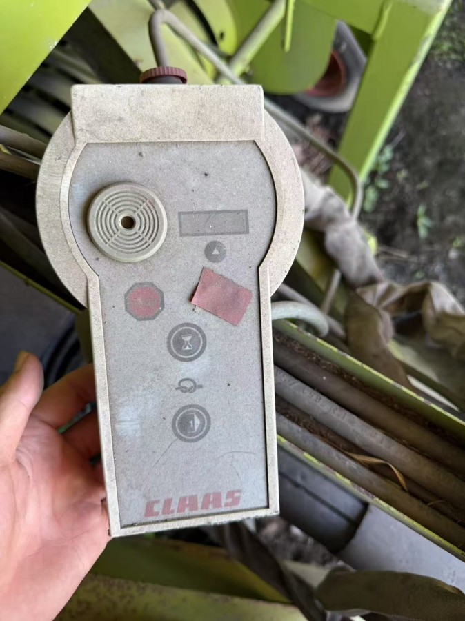 Пресс-подборщик Claas Rollant 160 б/у