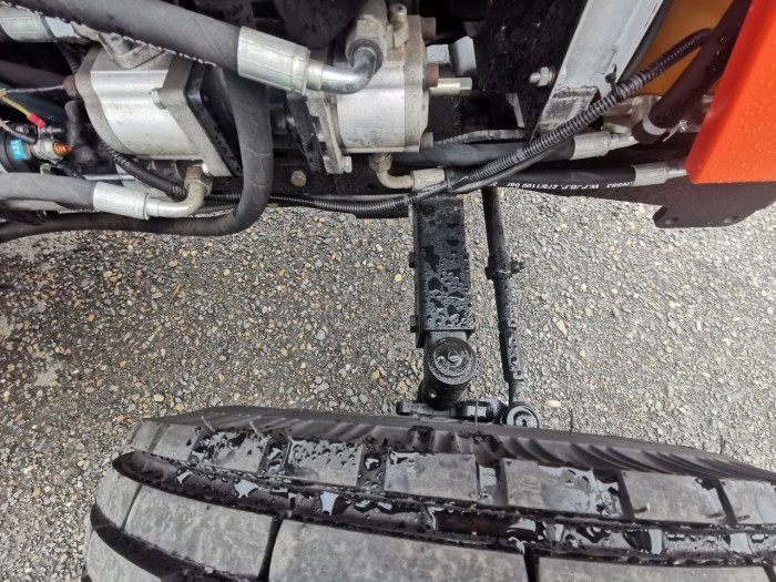 Минитрактор Уралец-310 2x4 с кабиной