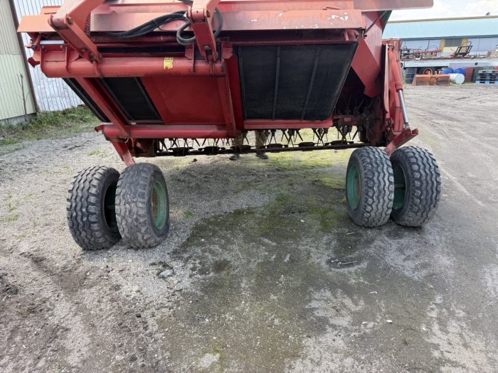 Косилка Kverneland Taarup 338B б/у