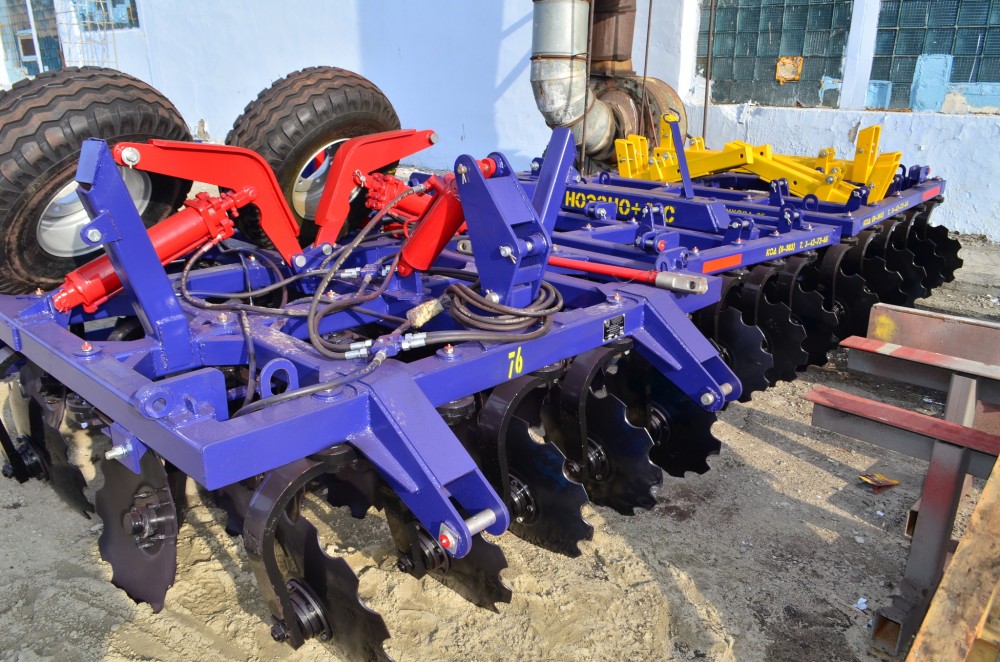 Складывающийся комбинированный агрегат дисковый СКАД-5,8×4. захват 6 м