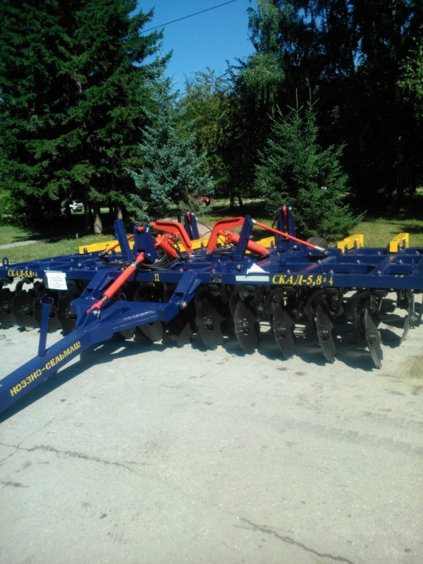Складывающийся комбинированный агрегат дисковый СКАД-5,8×4. захват 6 м