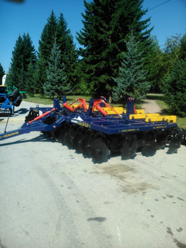 Складывающийся комбинированный агрегат дисковый СКАД-5,8×4. захват 6 м