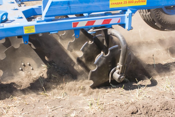 Борона дисковая полуприцепная DANA БДП-3х4М (с катком комбинированным) (Диски РЗЗ)