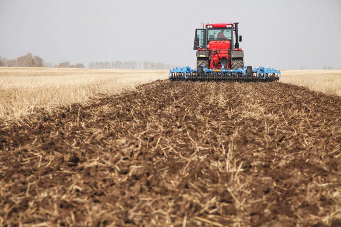 Борона дисковая полуприцепная DANA БДП-6х4М (с катком спиральным) (Диски РЗЗ)