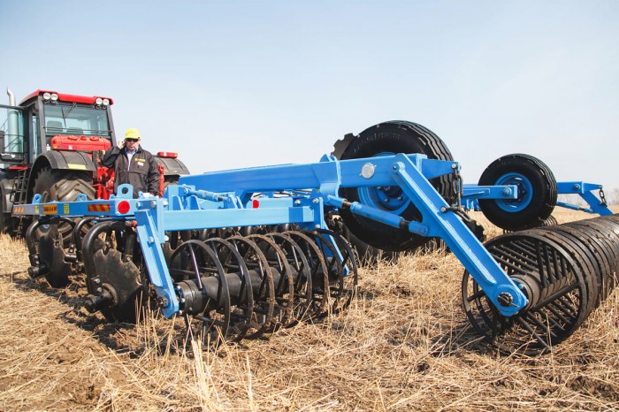 Борона дисковая полуприцепная DANA БДП-6х4М (с катком спиральным) (Диски РЗЗ)