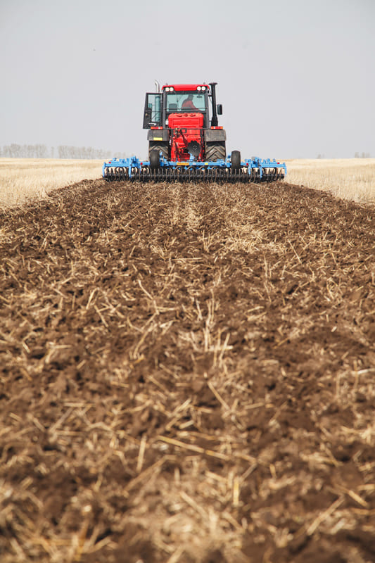 Борона дисковая полуприцепная DANA БДП-6х4М (с катком спиральным) (Диски РЗЗ)