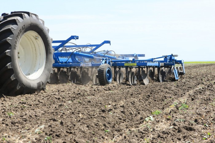Борона дисковая полуприцепная DANA БДП-8х4МТМ (с катком спиральным)