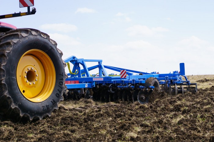 Борона дисковая тяжелая БДТ-4,8 ЗВЕЗДА (со шлейфом)