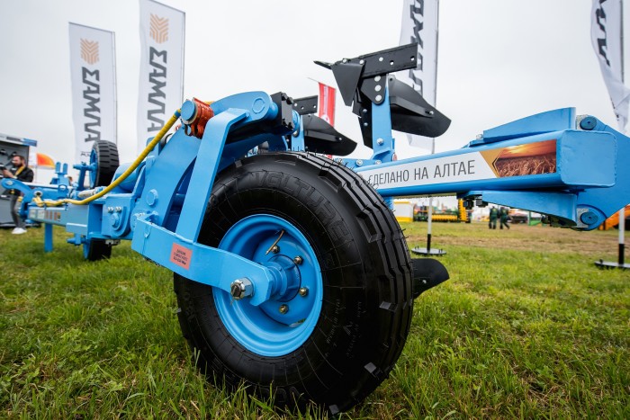 Плуг полунавесной оборотный PERESVET ППО-5/6-35 (культурные корпуса)