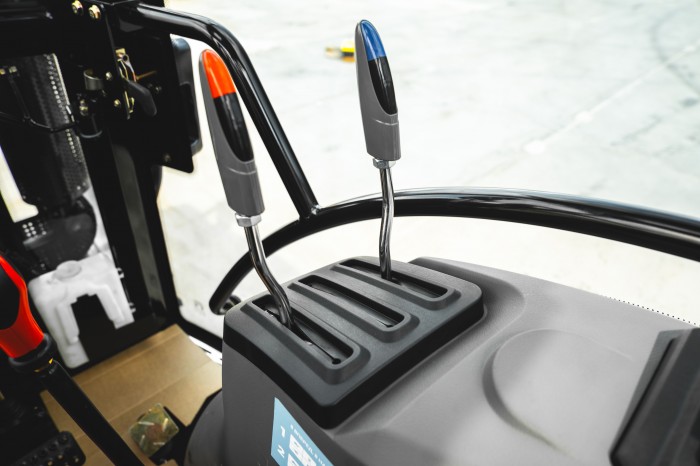 Трактор SCOUT SERIES TE Generation 3 Premium