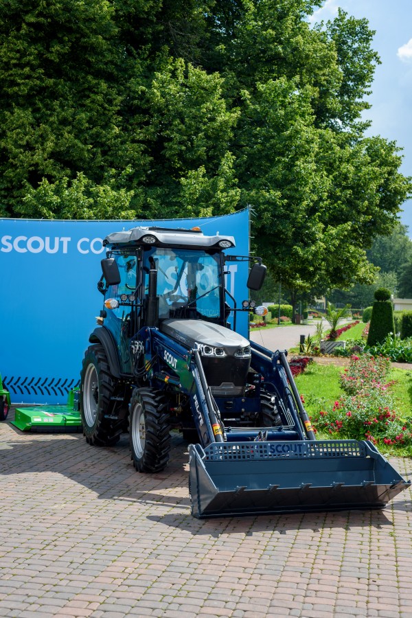 Трактор SCOUT SERIES TE Generation 3 Premium