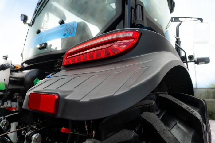 Трактор SCOUT SERIES TB Generation 3 Premium