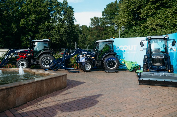 Трактор SCOUT SERIES TB Generation 3 Premium