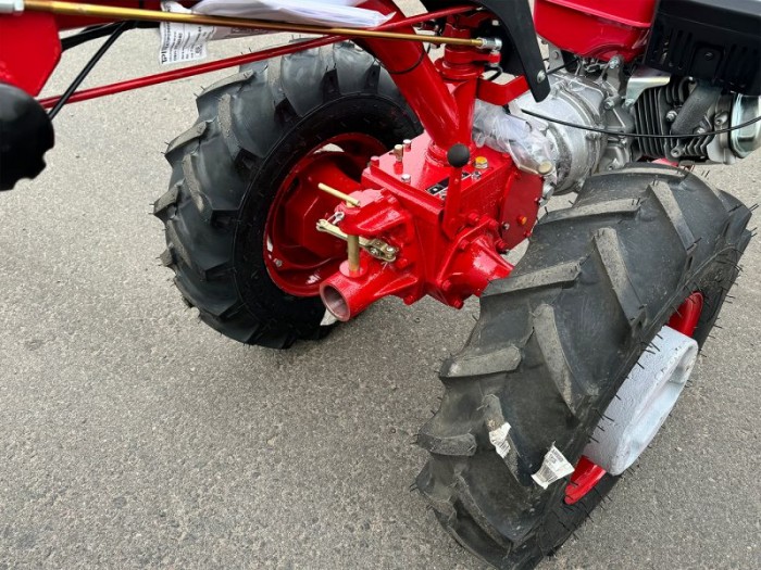 Мотоблок МТЗ Беларус 012WM (с двигателем Rato R390), колеса 6,5-12