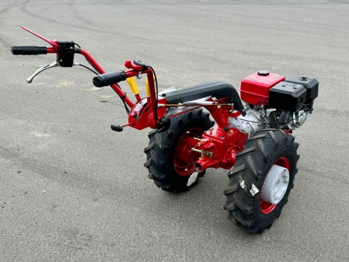 Мотоблок МТЗ Беларус 012WM (с двигателем Rato R390), колеса 6,5-12