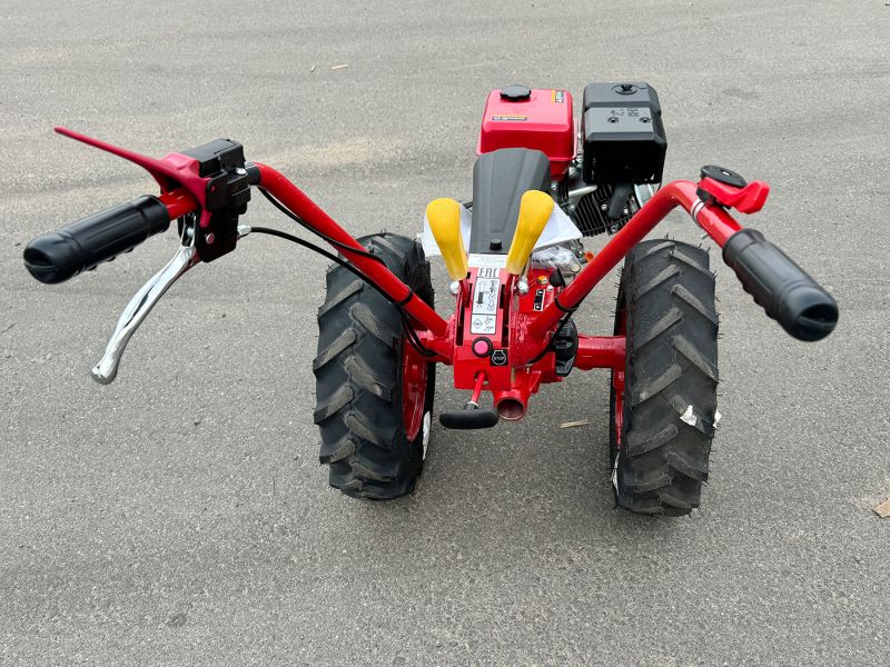 Мотоблок МТЗ Беларус 012WM (с двигателем Rato R420) + сцепка универсальная