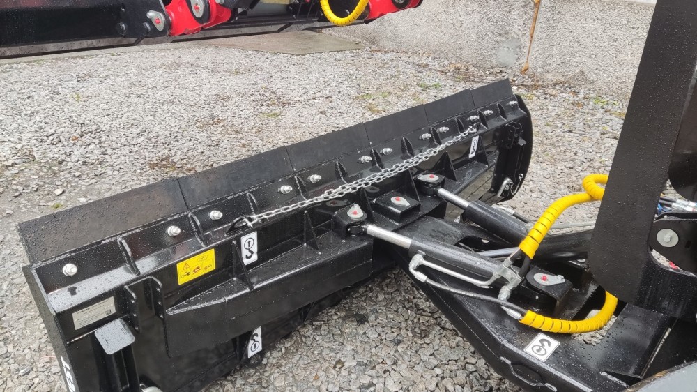 Отвал коммунальный ОК-2,5 для FARMER FL 1404