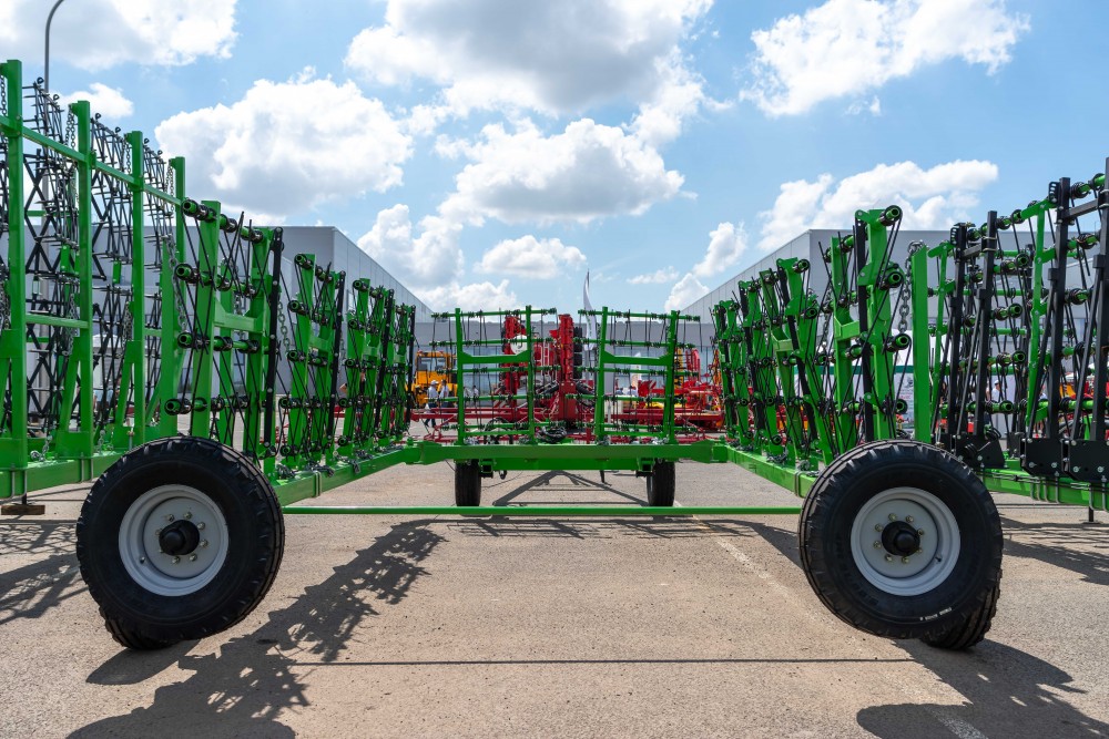 Борона средняя пружинная (стерневая) КАМА PANTHER-15