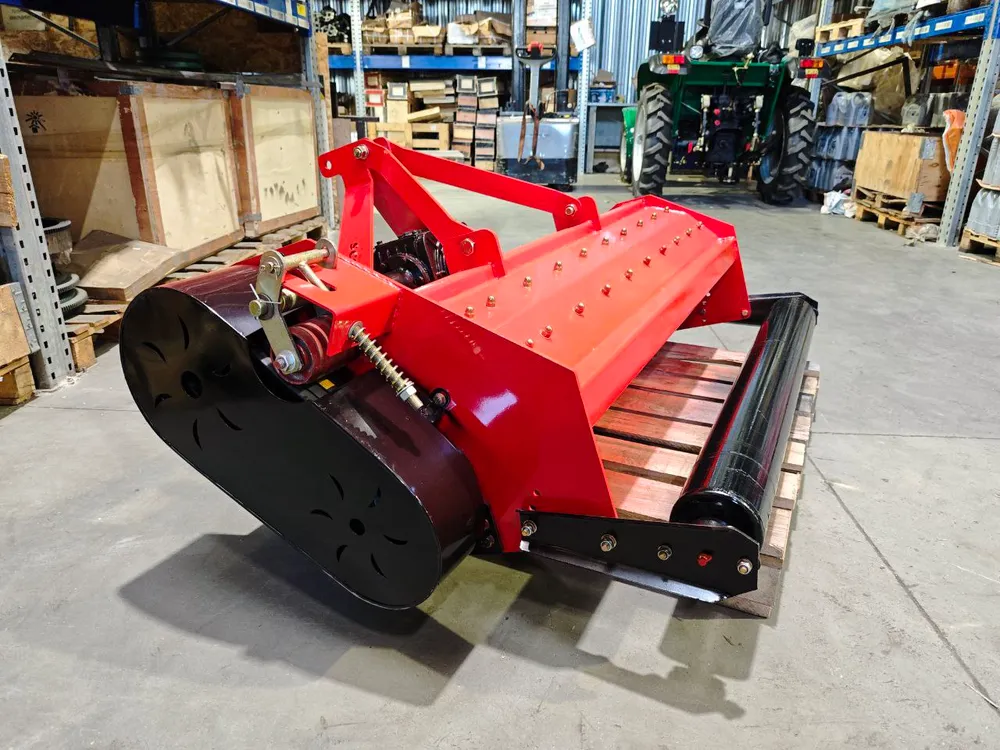 Мульчер (измельчитель) навесной СКАУТ SCQ-140 с катком