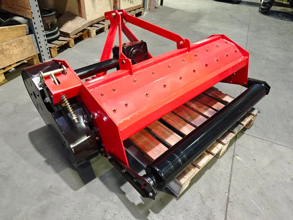 Мульчер (измельчитель) навесной СКАУТ SCQ-140 с катком