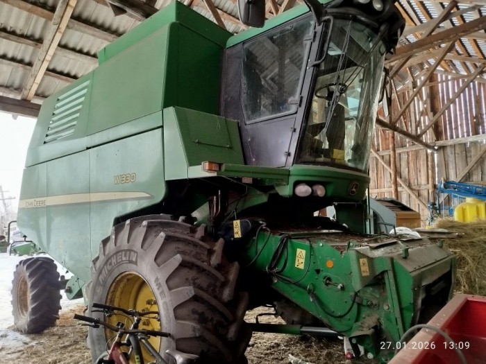 Комбайн зерноуборочный John Deere W330 б/у