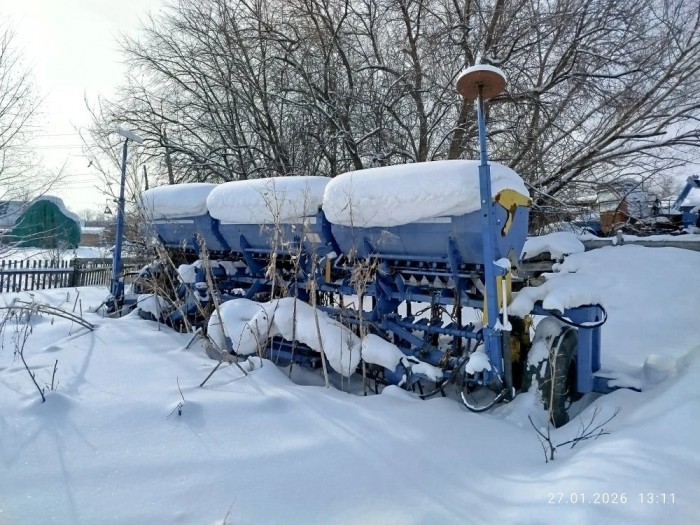 Сеялка зернотуковая рядовая СЗР-5,4 б/у