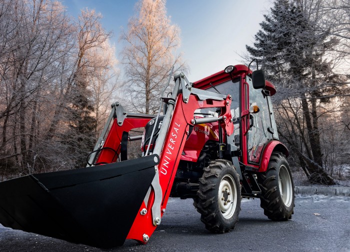 Навесной погрузчик Universal 400