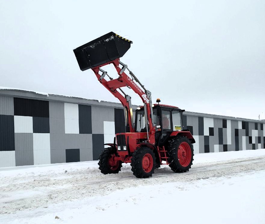 Навесной погрузчик Universal Robust