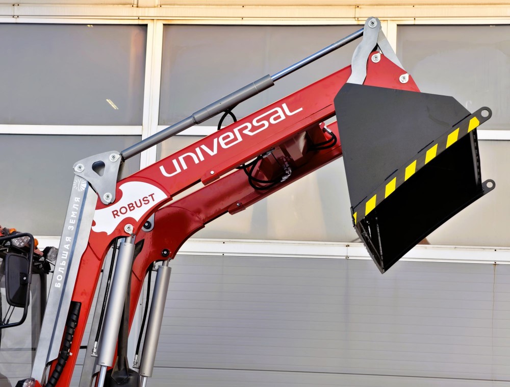 Навесной погрузчик Universal Robust